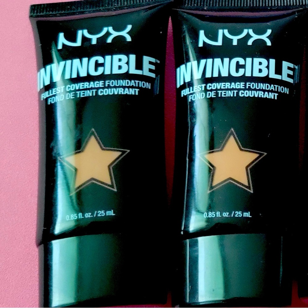 NYX Invincible Foundation in Black and Gold New